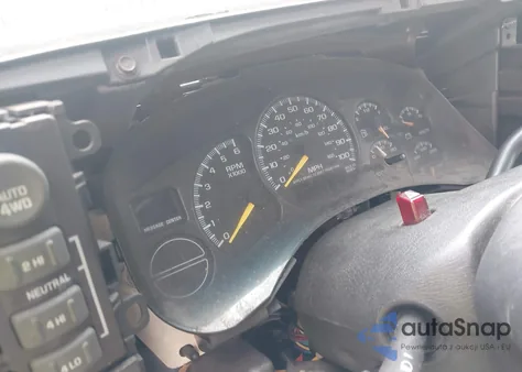 2000 Chevrolet Suburban 1500 Lt from USA, damaged, VIN 3GNFK16T0YG150460